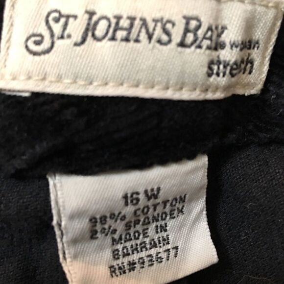 St. John’s Bay Black Velvet stretch jeans! - Picture 2 of 3